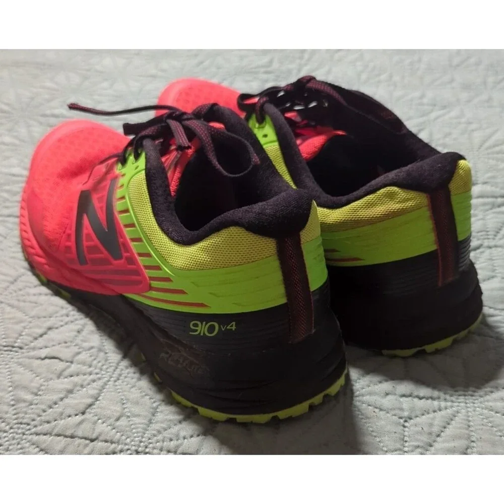 New Balance Men’s MT910v4 Trail Running Sneakers Sz 9.5 Orange Lime Green Vibram